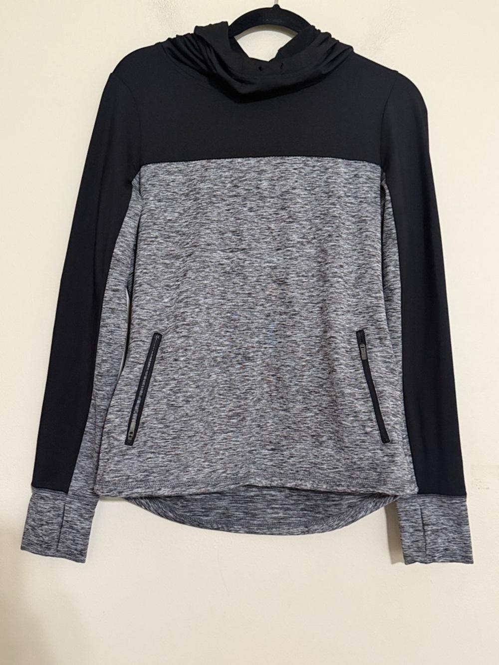 G-III fir her Carl banks Women Black Gray Hooded Active Top women S casual track - Picture 8 of 8